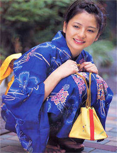 《山下彩香-五十度黑128分未删减版》